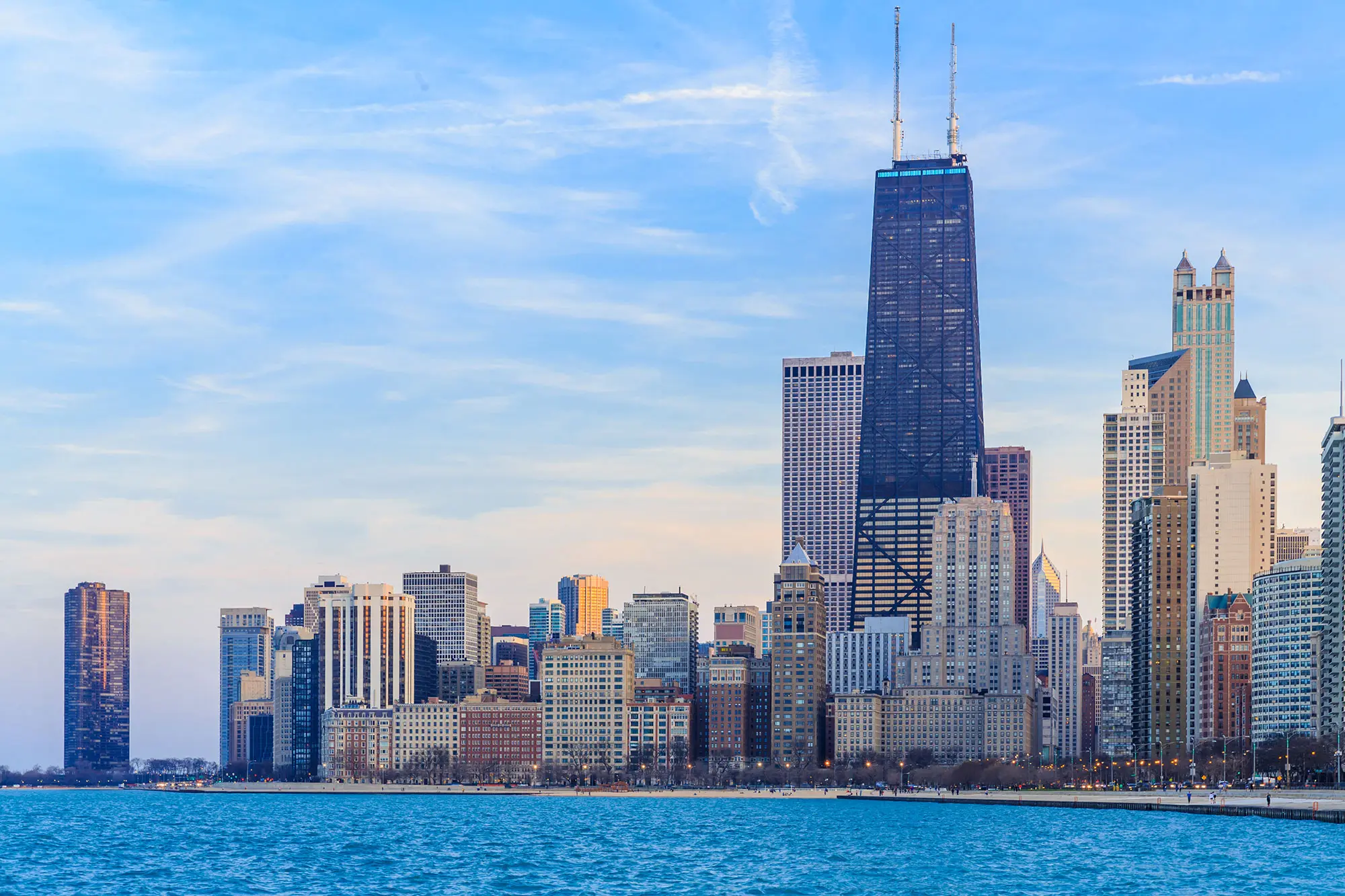 city scape view of Chicago, Illinois